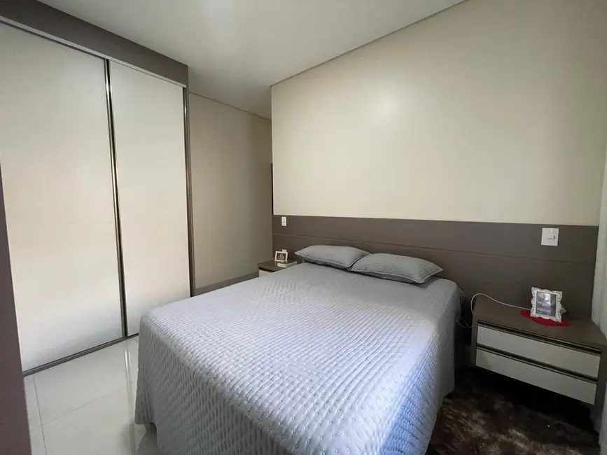 Foto 7 de Casa com 3 quartos à venda, 150m2 em Indaiatuba - SP