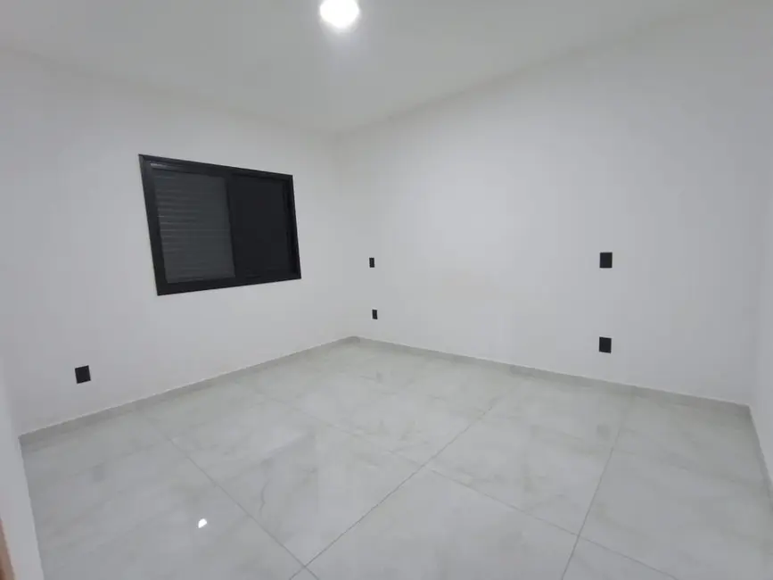 Casa com 2 quartos à venda, 250m2 em Itupeva - SP - imagem 8 Foto 8 de Casa com 2 quartos à venda, 250m2 em Itupeva - SP