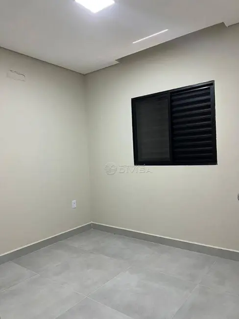Foto 2 de Casa com 2 quartos à venda, 150m2 em Indaiatuba - SP