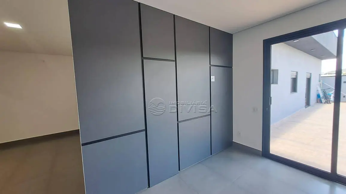 Foto 3 de Casa com 3 quartos à venda, 307m2 em Indaiatuba - SP