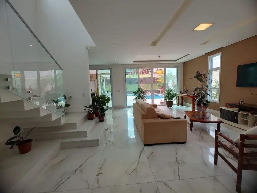 Casa com 3 quartos à venda, 418m2 em Itupeva - SP - imagem 5 Foto 5 de Casa com 3 quartos à venda, 418m2 em Itupeva - SP