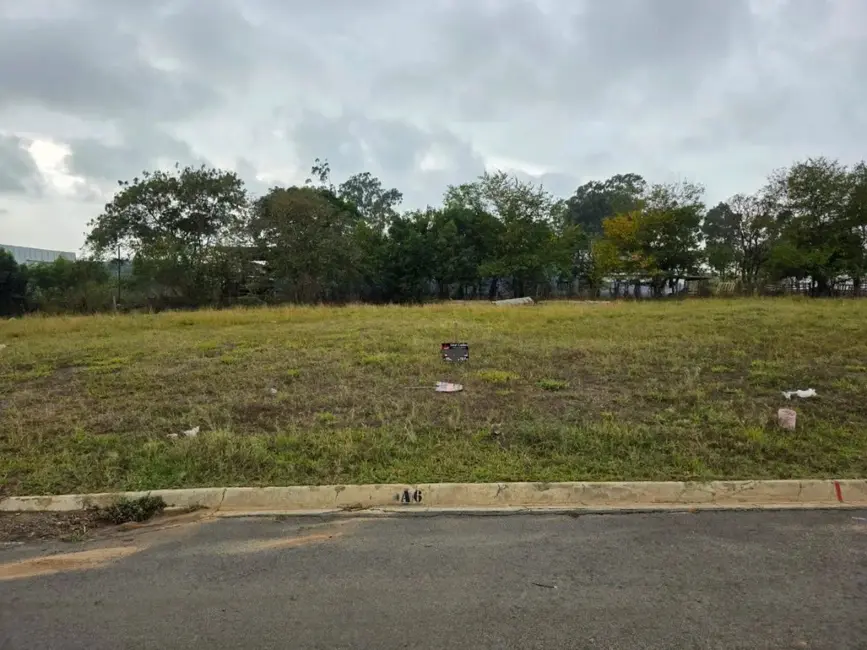 Foto 1 de Terreno / Lote à venda, 202m2 em Elias Fausto - SP