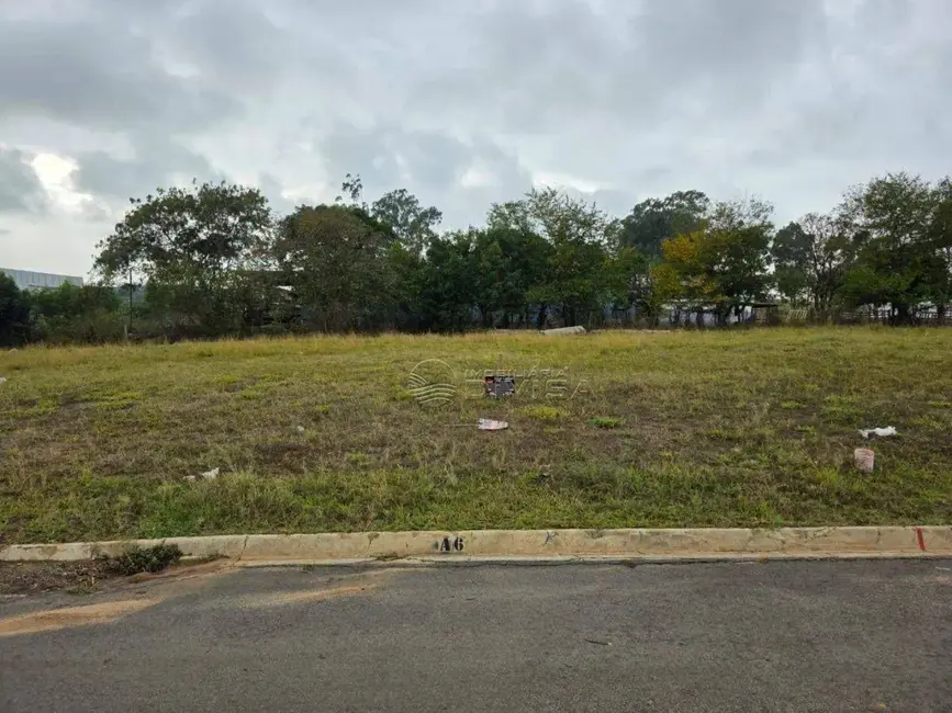 Foto 1 de Terreno / Lote à venda, 202m2 em Elias Fausto - SP
