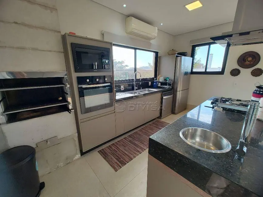 Casa de Condomínio com 3 quartos à venda, 408m2 em Itupeva - SP - imagem 9 Foto 9 de Casa de Condomínio com 3 quartos à venda, 408m2 em Itupeva - SP