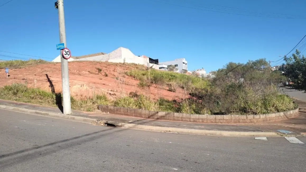 Foto 1 de Terreno / Lote à venda, 252m2 em Itupeva - SP