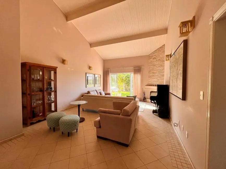 Foto 3 de Casa de Condomínio com 3 quartos para alugar, 893m2 em Itupeva - SP