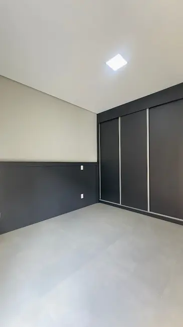 Foto 3 de Casa à venda, 150m2 em Indaiatuba - SP