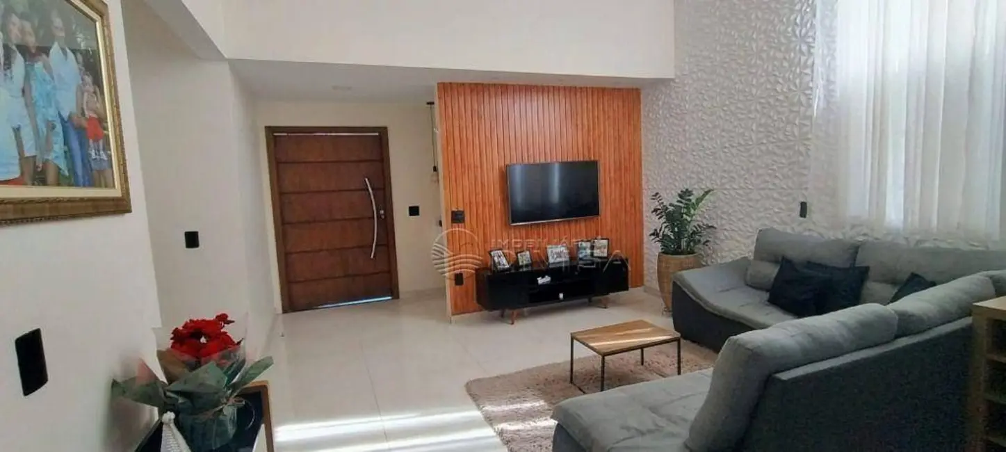 Foto 3 de Casa com 3 quartos à venda, 300m2 em Itupeva - SP