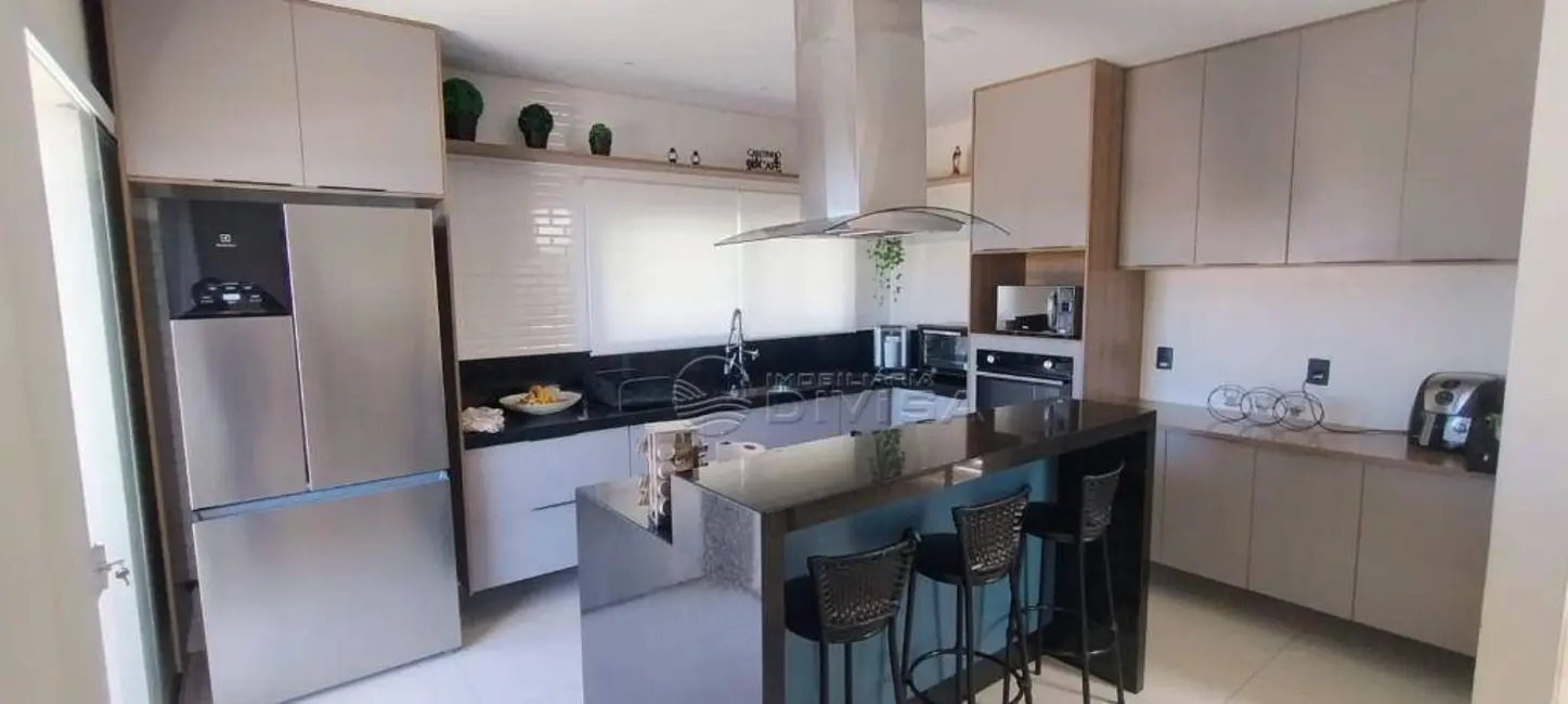 Foto 6 de Casa com 3 quartos à venda, 300m2 em Itupeva - SP