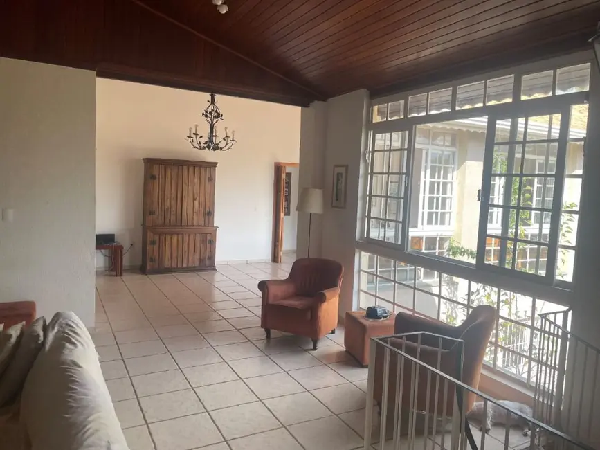 Chácara com 4 quartos à venda, 1181m2 em Itupeva - SP - imagem 8 Foto 8 de Chácara com 4 quartos à venda, 1181m2 em Itupeva - SP