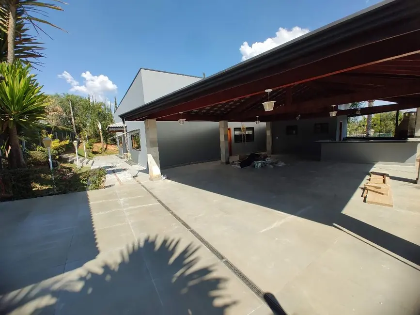 Foto 4 de Casa com 3 quartos à venda e para alugar, 1250m2 em Itupeva - SP