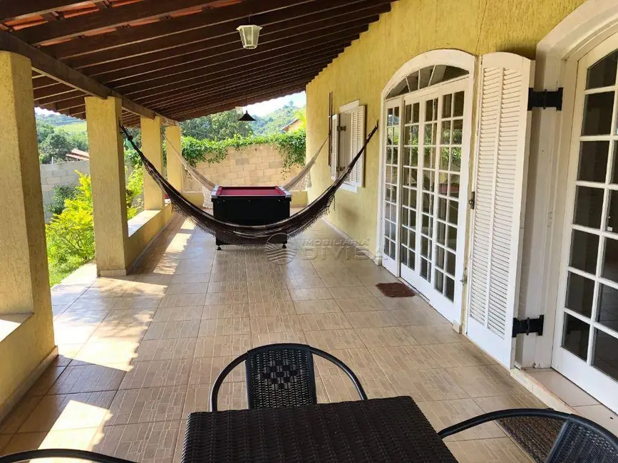 Foto 7 de Casa de Condomínio com 3 quartos para alugar, 1550m2 em Itupeva - SP