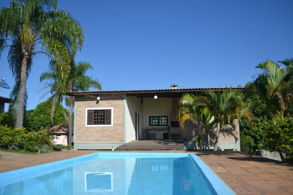 Foto 4 de Casa de Condomínio com 3 quartos para alugar, 1550m2 em Itupeva - SP
