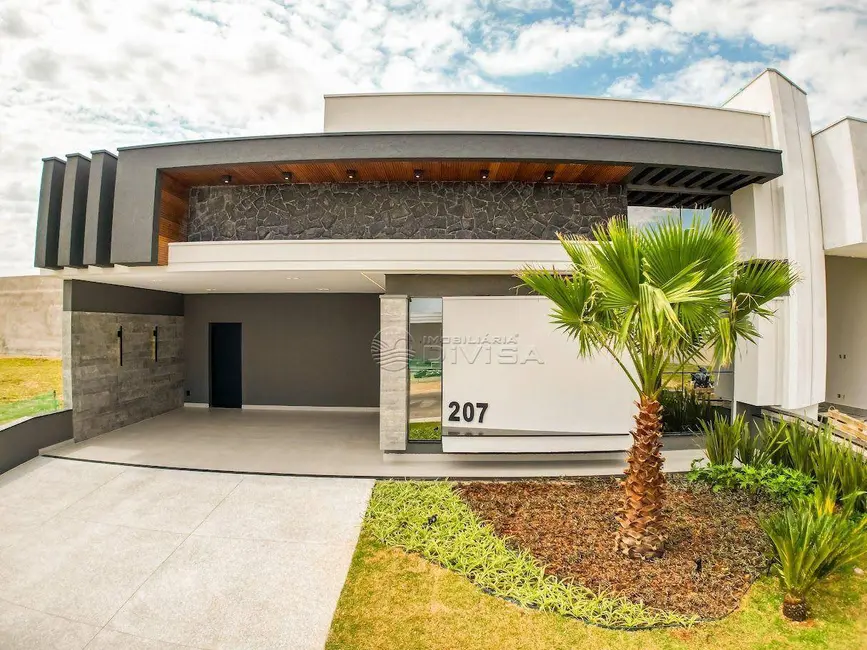 Foto 3 de Casa com 3 quartos à venda, 300m2 em Indaiatuba - SP