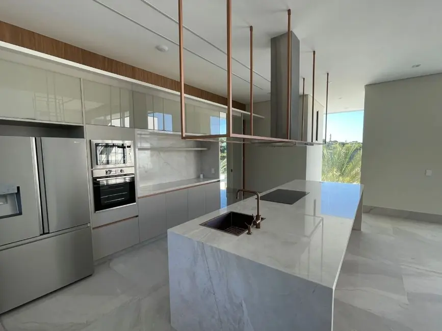 Casa de Condomínio com 3 quartos à venda e para alugar, 3015m2 em Itupeva - SP - imagem 1 Foto 1 de Casa de Condomínio com 3 quartos à venda e para alugar, 3015m2 em Itupeva - SP