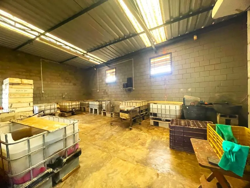 Foto 8 de Armazém / Galpão à venda, 361m2 em Elias Fausto - SP