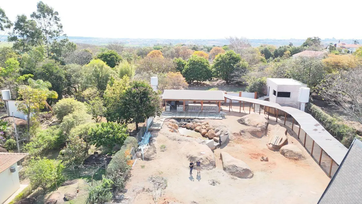 Foto 4 de Chácara com 3 quartos à venda, 3000m2 em Jardim dos Laranjais, Indaiatuba - SP