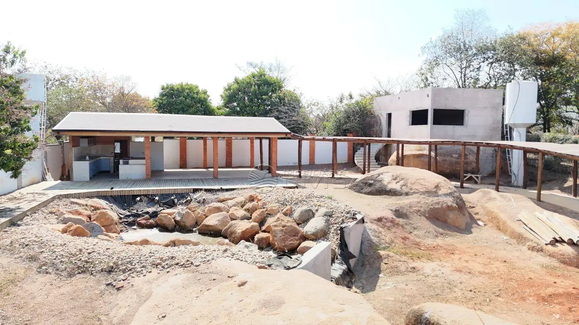 Foto 9 de Chácara com 3 quartos à venda, 3000m2 em Jardim dos Laranjais, Indaiatuba - SP