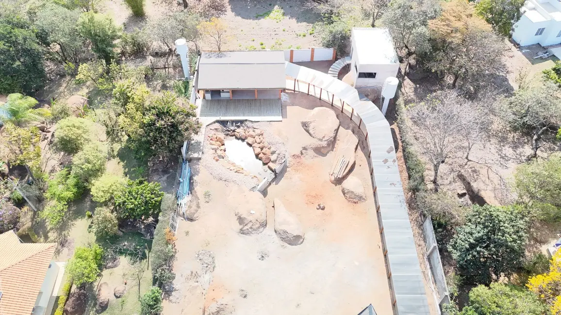 Foto 5 de Chácara com 3 quartos à venda, 3000m2 em Jardim dos Laranjais, Indaiatuba - SP