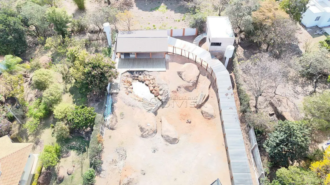 Foto 5 de Chácara com 3 quartos à venda, 3000m2 em Jardim dos Laranjais, Indaiatuba - SP