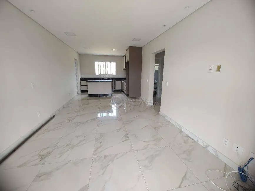 Foto 3 de Chácara com 2 quartos para alugar, 1100m2 em Itupeva - SP