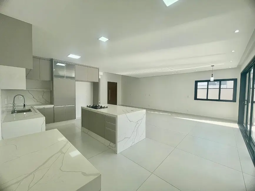 Foto 3 de Sobrado com 3 quartos à venda, 492m2 em Jardim Residencial Helvétia Park II, Indaiatuba - SP