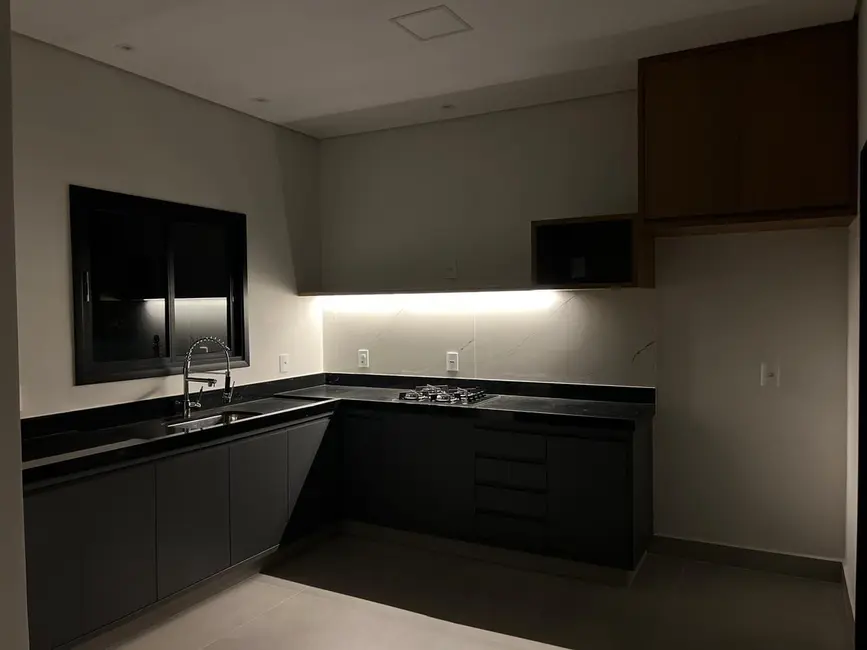 Foto 4 de Casa com 2 quartos à venda, 150m2 em Indaiatuba - SP