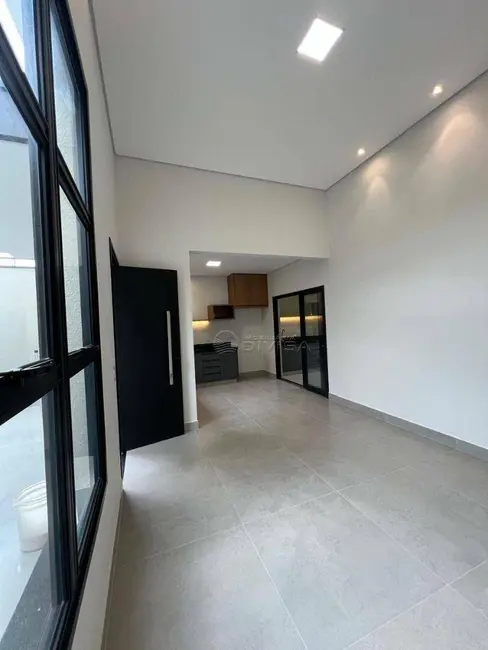 Foto 6 de Casa com 2 quartos à venda, 150m2 em Indaiatuba - SP