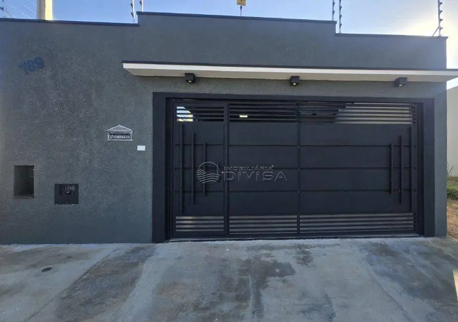 Foto 1 de Casa com 3 quartos à venda, 150m2 em Indaiatuba - SP