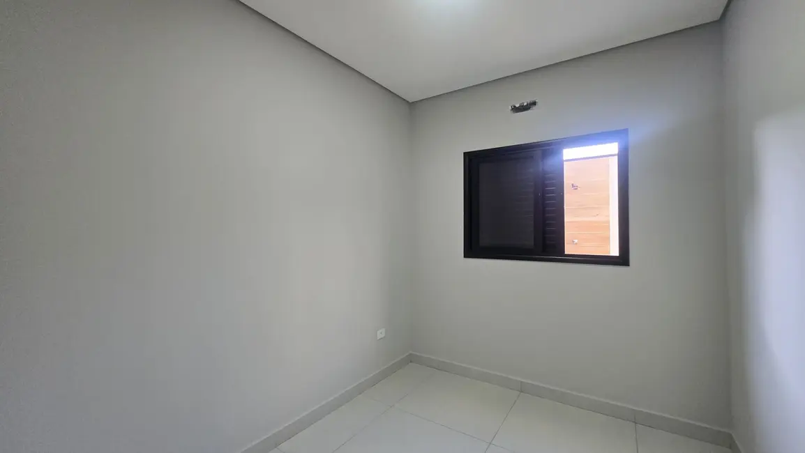 Foto 2 de Casa com 3 quartos à venda, 150m2 em Indaiatuba - SP