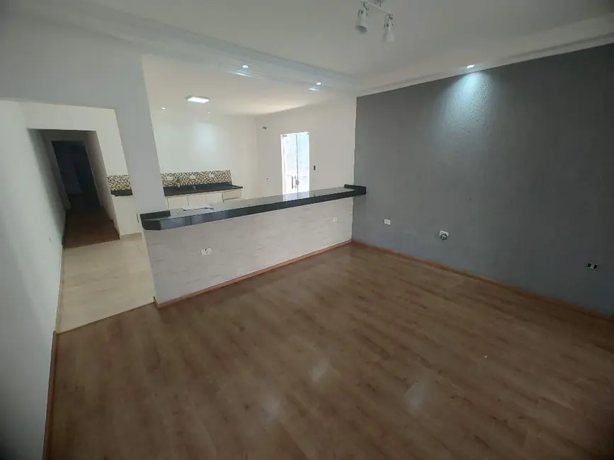 Foto 1 de Casa com 2 quartos à venda, 150m2 em Cabreuva - SP