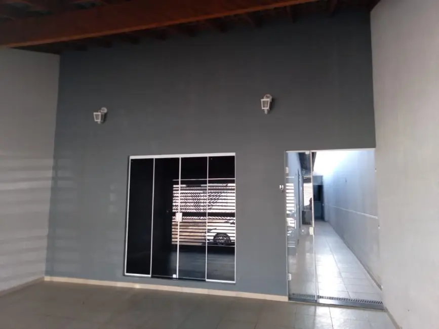 Foto 3 de Casa com 2 quartos à venda, 150m2 em Cabreuva - SP