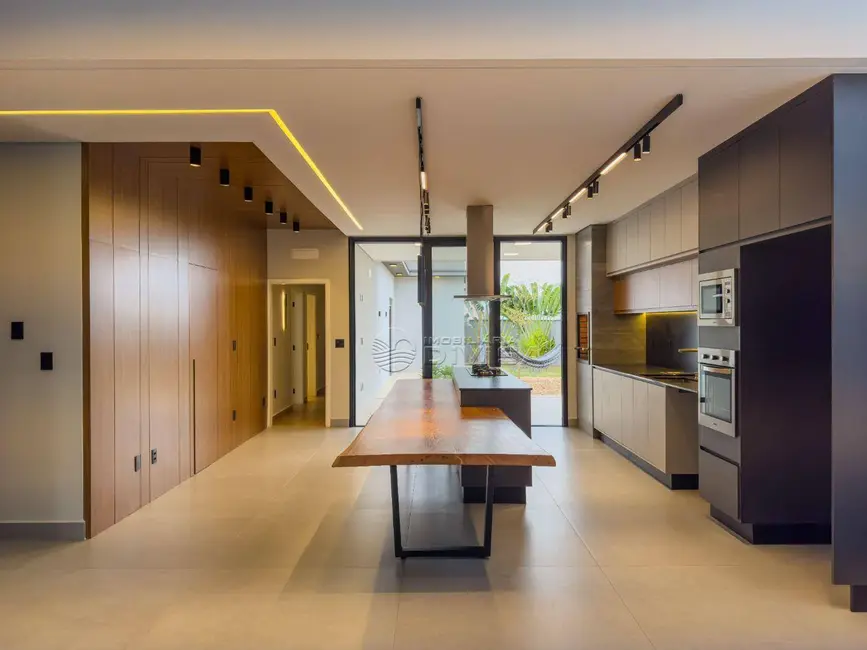 Foto 2 de Casa de Condomínio com 3 quartos à venda, 490m2 em Jardim Residencial Helvétia Park II, Indaiatuba - SP