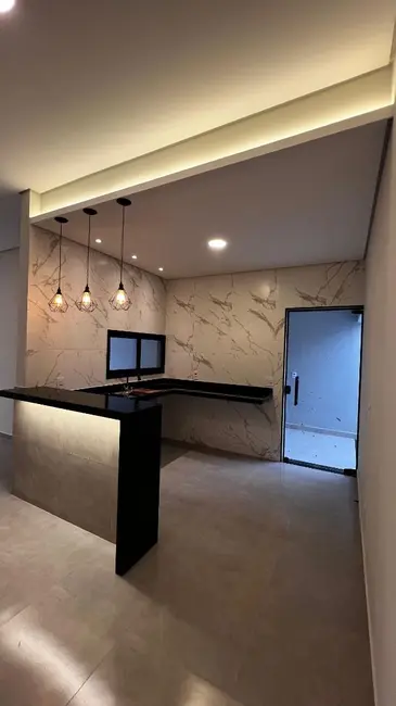 Foto 3 de Casa com 2 quartos à venda, 175m2 em Elias Fausto - SP