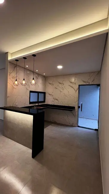 Casa com 2 quartos à venda, 175m2 em Elias Fausto - SP - imagem 3 Foto 3 de Casa com 2 quartos à venda, 175m2 em Elias Fausto - SP