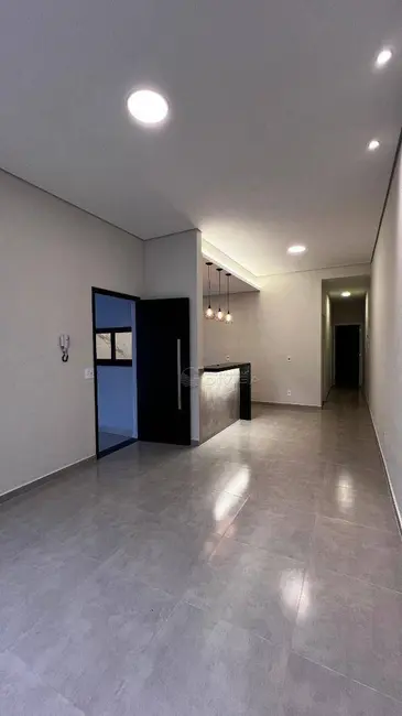 Casa com 2 quartos à venda, 175m2 em Elias Fausto - SP - imagem 4 Foto 4 de Casa com 2 quartos à venda, 175m2 em Elias Fausto - SP