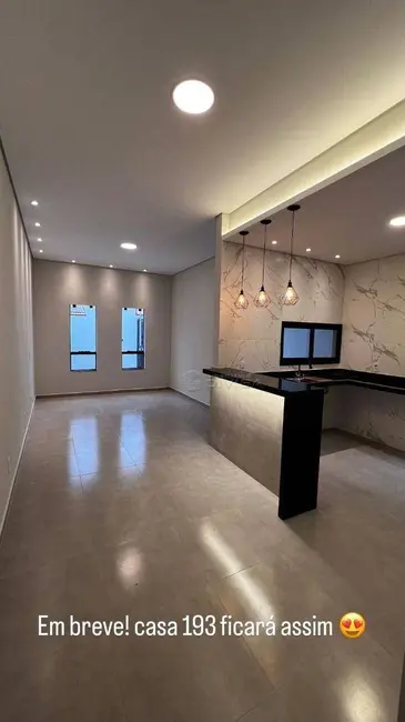 Casa com 2 quartos à venda, 175m2 em Elias Fausto - SP - imagem 6 Foto 6 de Casa com 2 quartos à venda, 175m2 em Elias Fausto - SP