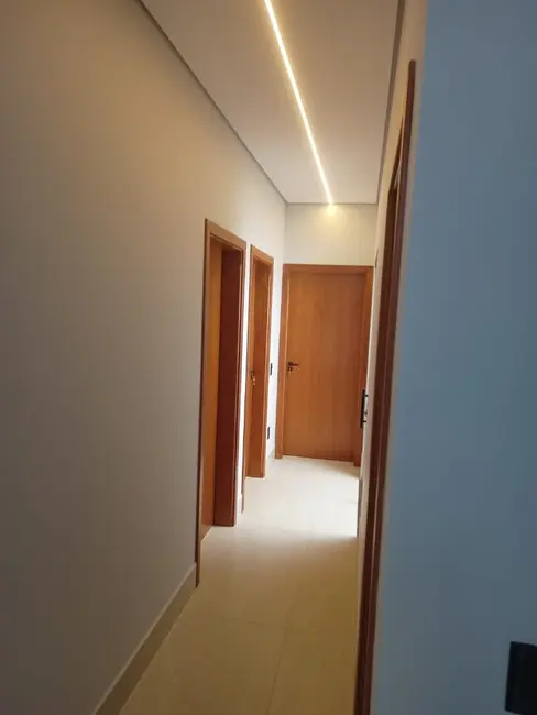 Foto 5 de Casa com 3 quartos à venda, 150m2 em Indaiatuba - SP