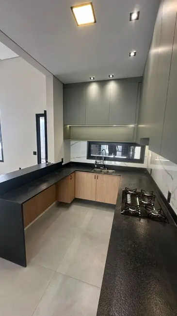 Casa com 2 quartos à venda, 150m2 em Indaiatuba - SP - imagem 3 Foto 3 de Casa com 2 quartos à venda, 150m2 em Indaiatuba - SP