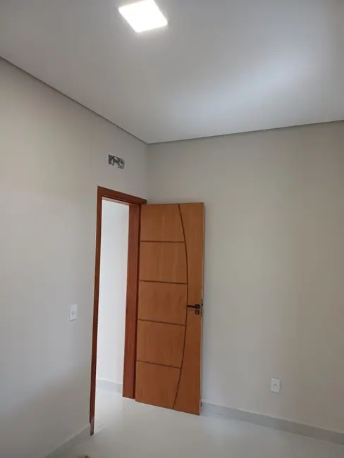 Foto 6 de Casa com 3 quartos à venda, 150m2 em Indaiatuba - SP