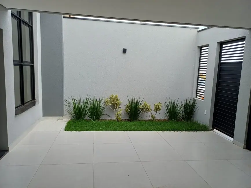 Foto 2 de Casa com 3 quartos à venda, 150m2 em Indaiatuba - SP
