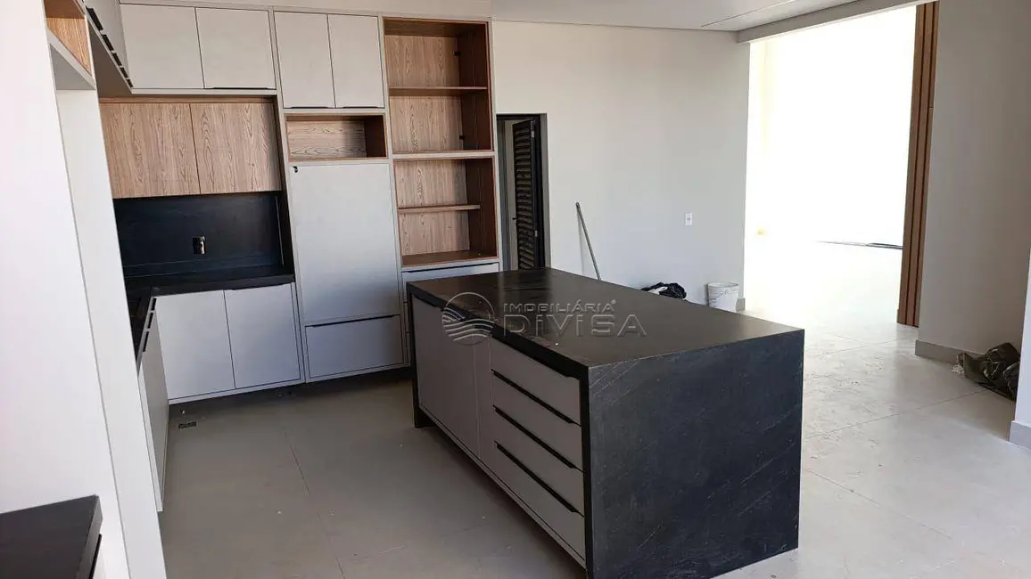 Foto 3 de Casa de Condomínio com 3 quartos à venda, 300m2 em Indaiatuba - SP