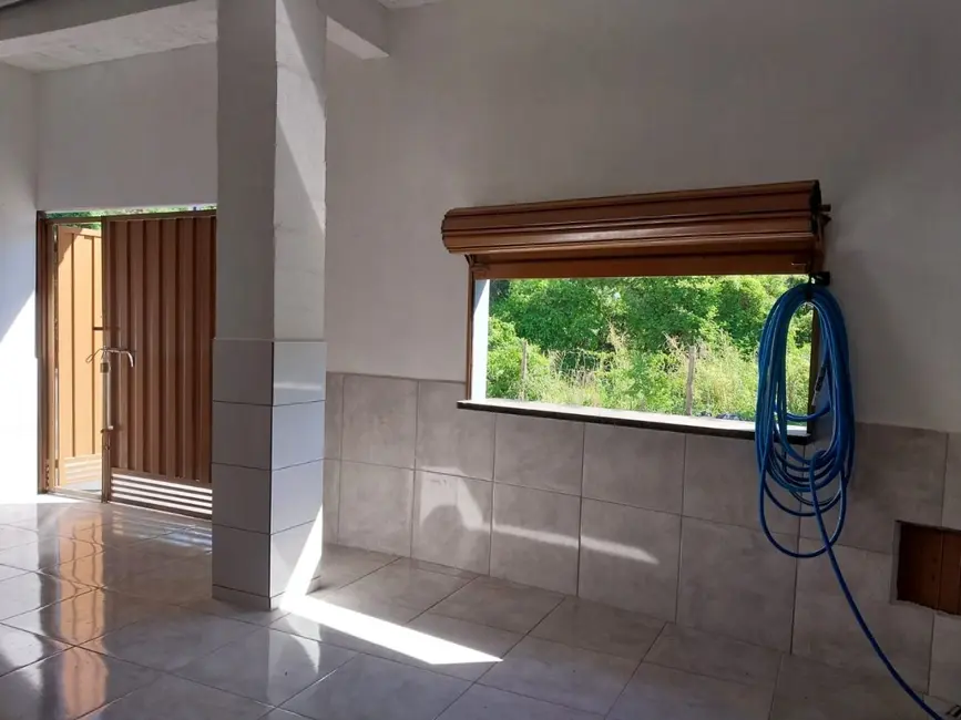 Foto 1 de Sala Comercial para alugar, 250m2 em Elias Fausto - SP