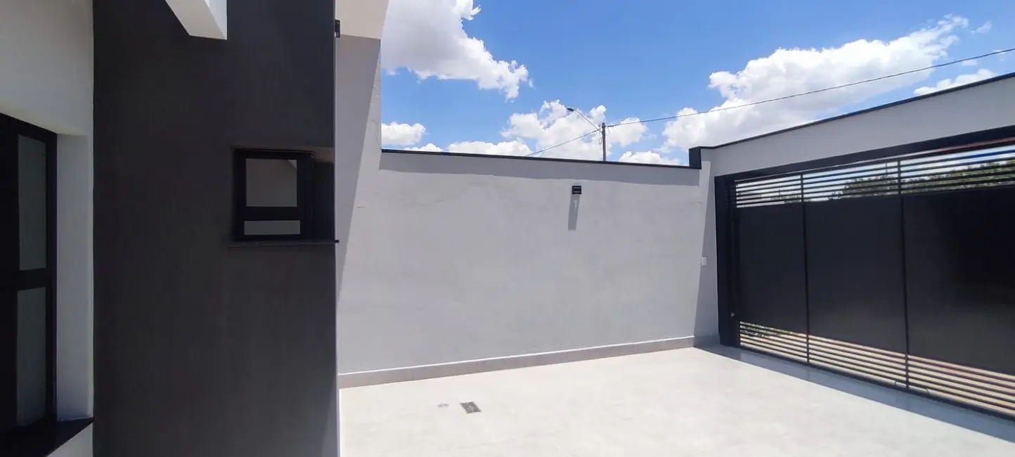 Foto 2 de Casa com 2 quartos à venda, 175m2 em Elias Fausto - SP