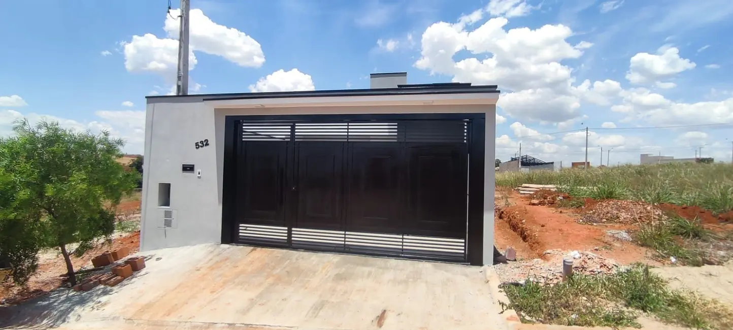 Foto 3 de Casa com 2 quartos à venda, 175m2 em Elias Fausto - SP