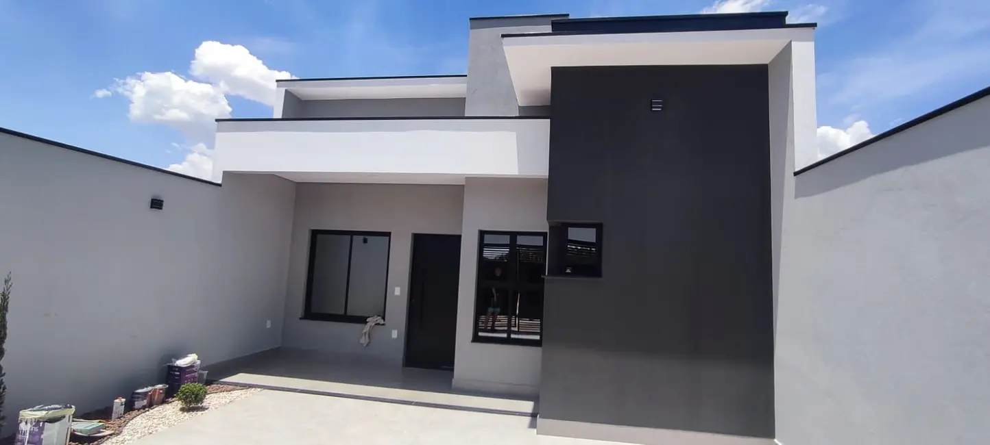 Foto 1 de Casa com 2 quartos à venda, 175m2 em Elias Fausto - SP