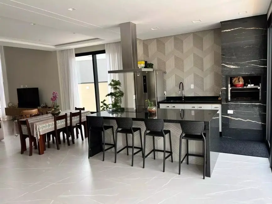 Foto 6 de Casa de Condomínio à venda, 404m2 em Itupeva - SP