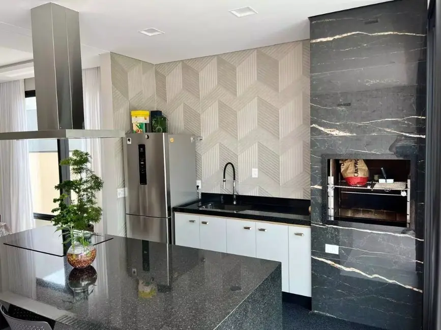 Foto 9 de Casa de Condomínio à venda, 404m2 em Itupeva - SP