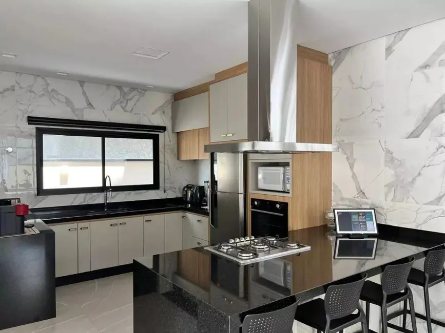 Foto 4 de Casa de Condomínio à venda, 404m2 em Itupeva - SP