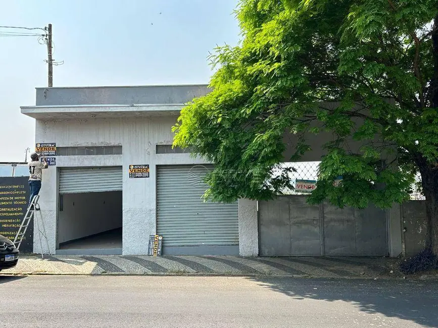 Sala Comercial à venda e para alugar, 257m2 em Vila Tavares, Campo Limpo Paulista - SP - imagem 3 Foto 3 de Sala Comercial à venda e para alugar, 257m2 em Vila Tavares, Campo Limpo Paulista - SP